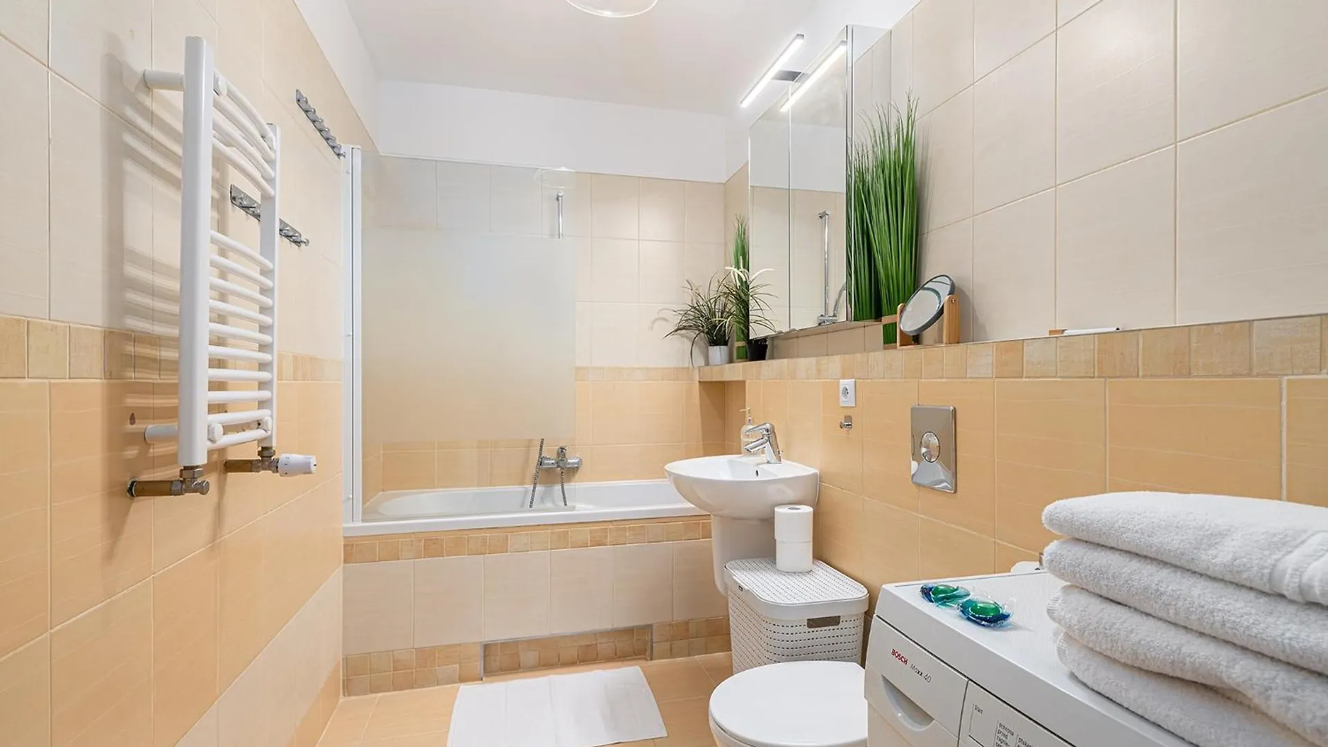 Apartment Rentplanet - Apartamenty Domaniewska Warsaw