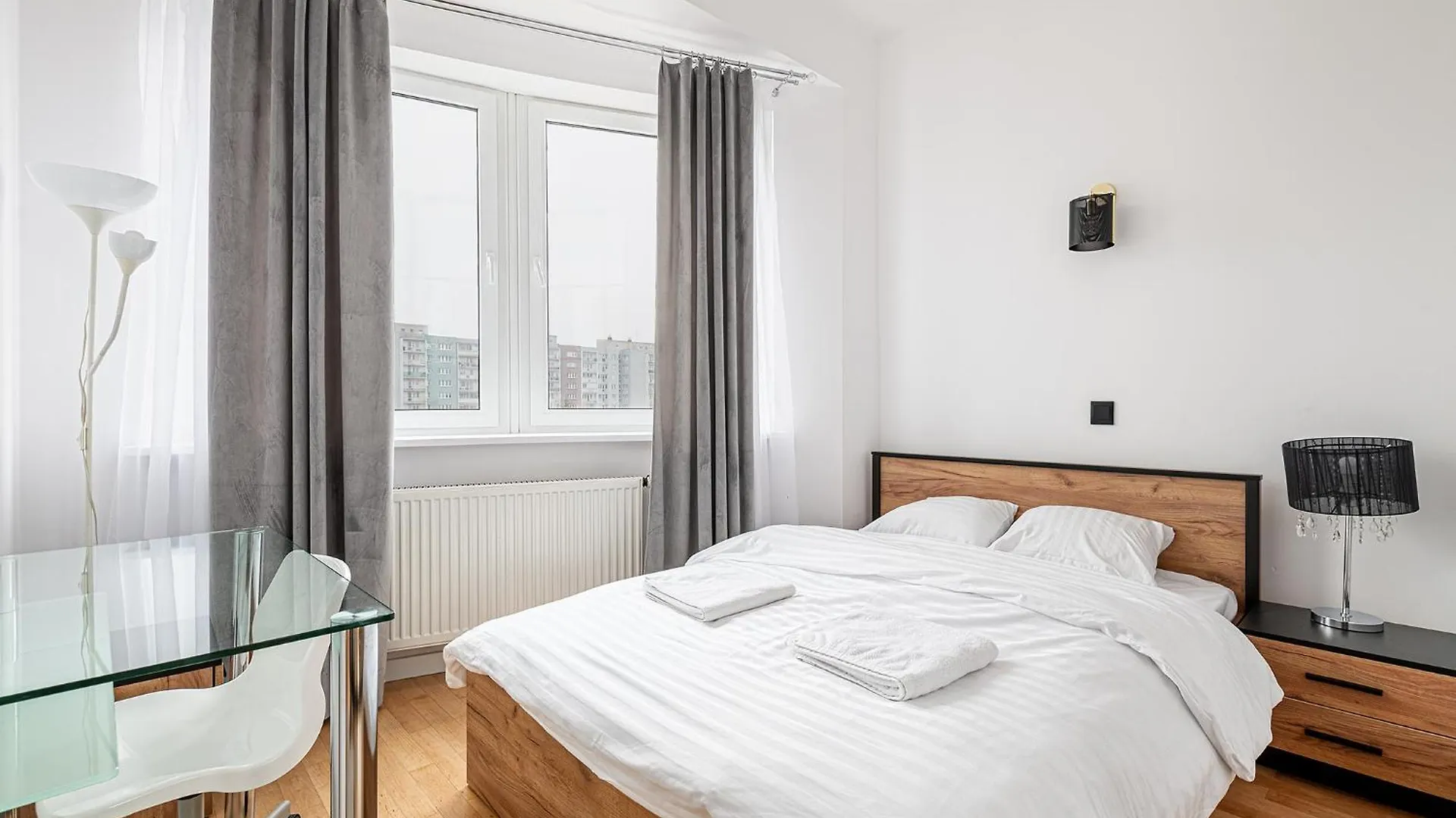 Rentplanet - Apartamenty Domaniewska Warsaw 0*,